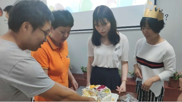 撸撸社環保6月員工生日會，一起（qǐ）走過的日子